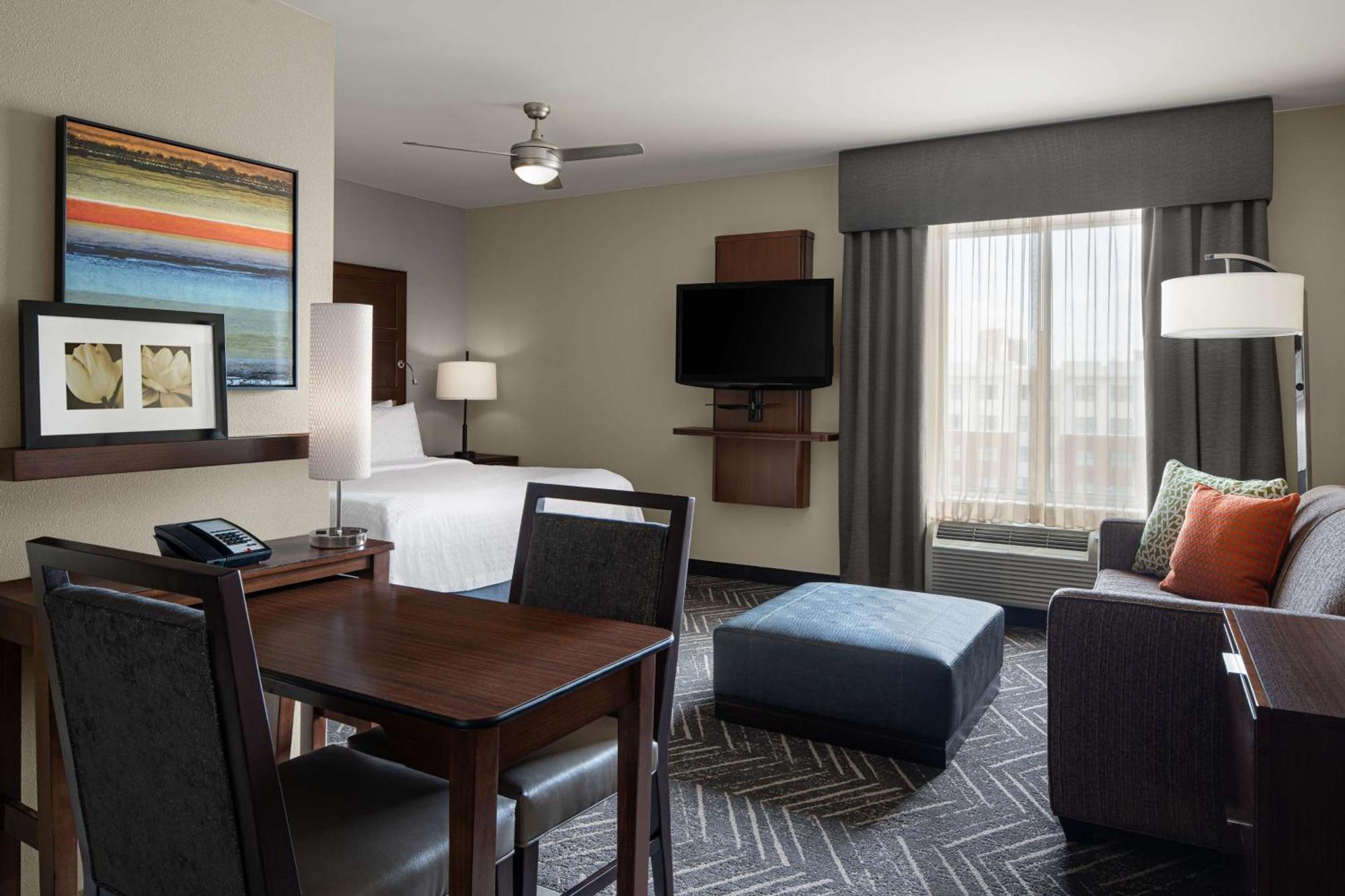 Homewood Suites Springfield Exterior photo